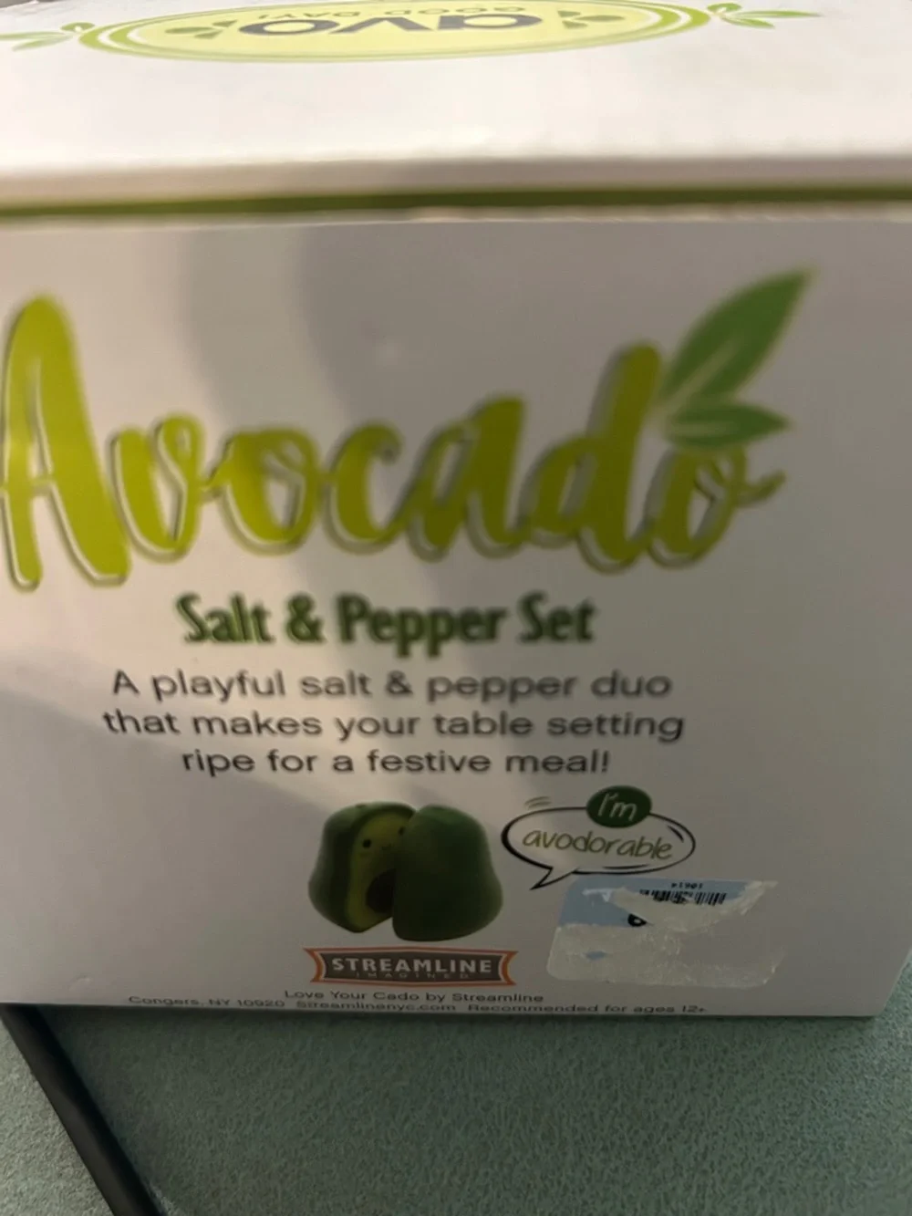 Avo Good Day! Ceramic Avocado Salt & Pepper Set - Green